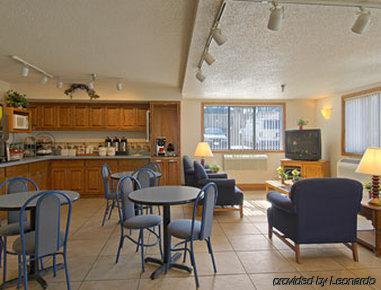 Hotel Super 8 By Wyndham Beckley Esterno foto