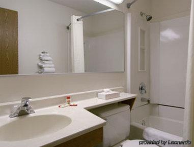 Hotel Super 8 By Wyndham Beckley Esterno foto