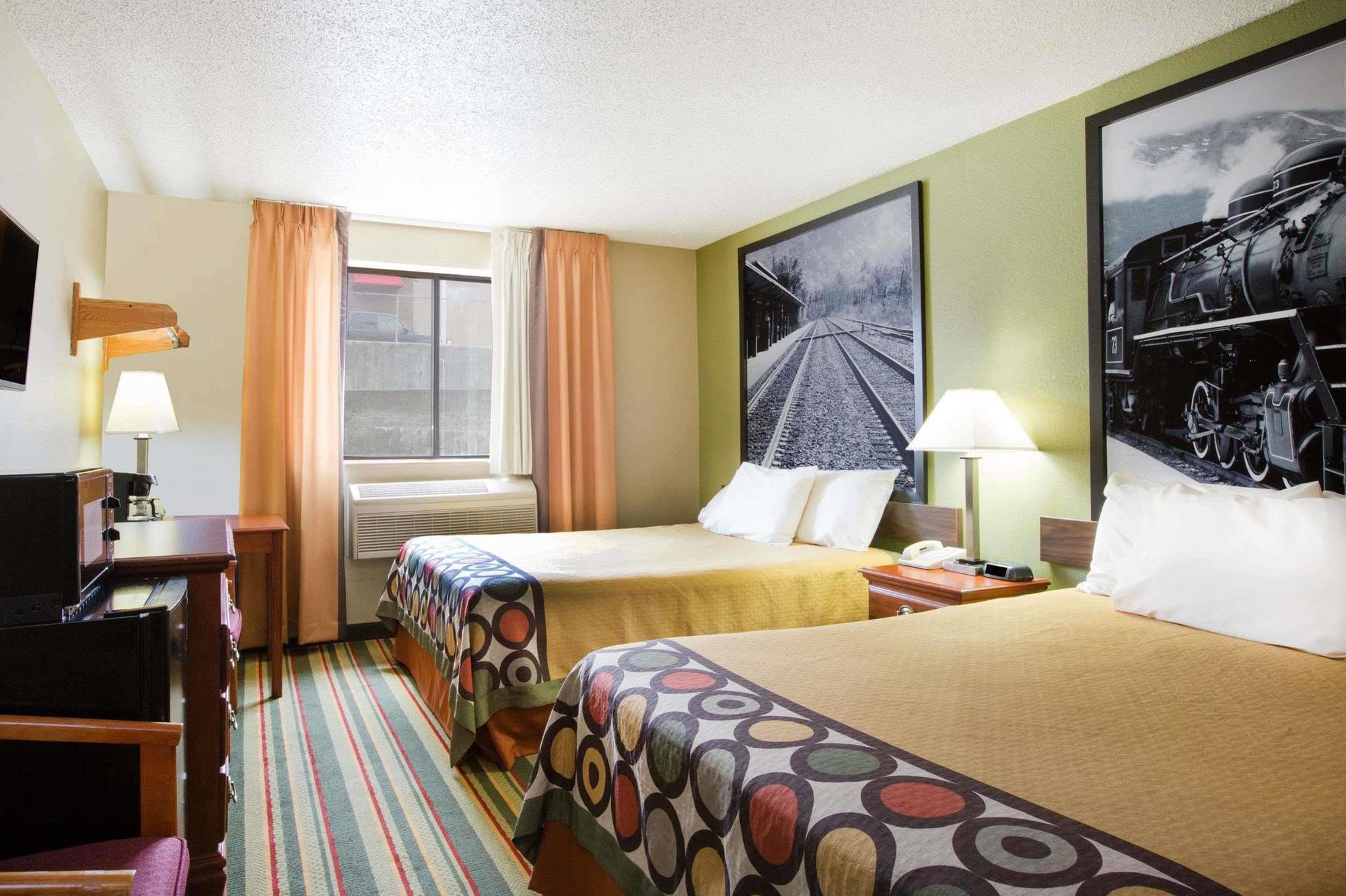 Hotel Super 8 By Wyndham Beckley Esterno foto